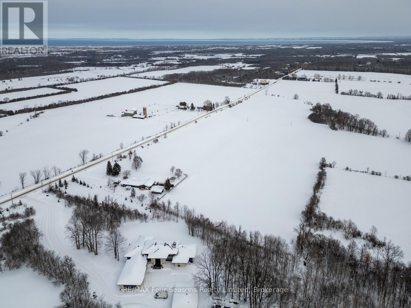 8483 36/37 Nottawasaga Side Road Property Photo 15