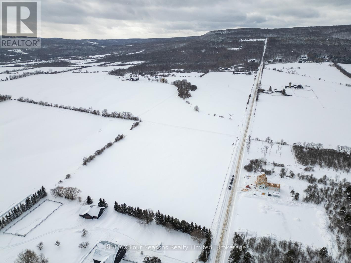 8483 36/37 Nottawasaga Side Road Property Photo 17