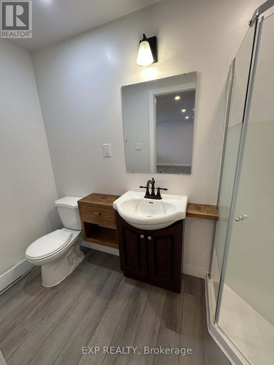47 Grove Street E Property Photo 16