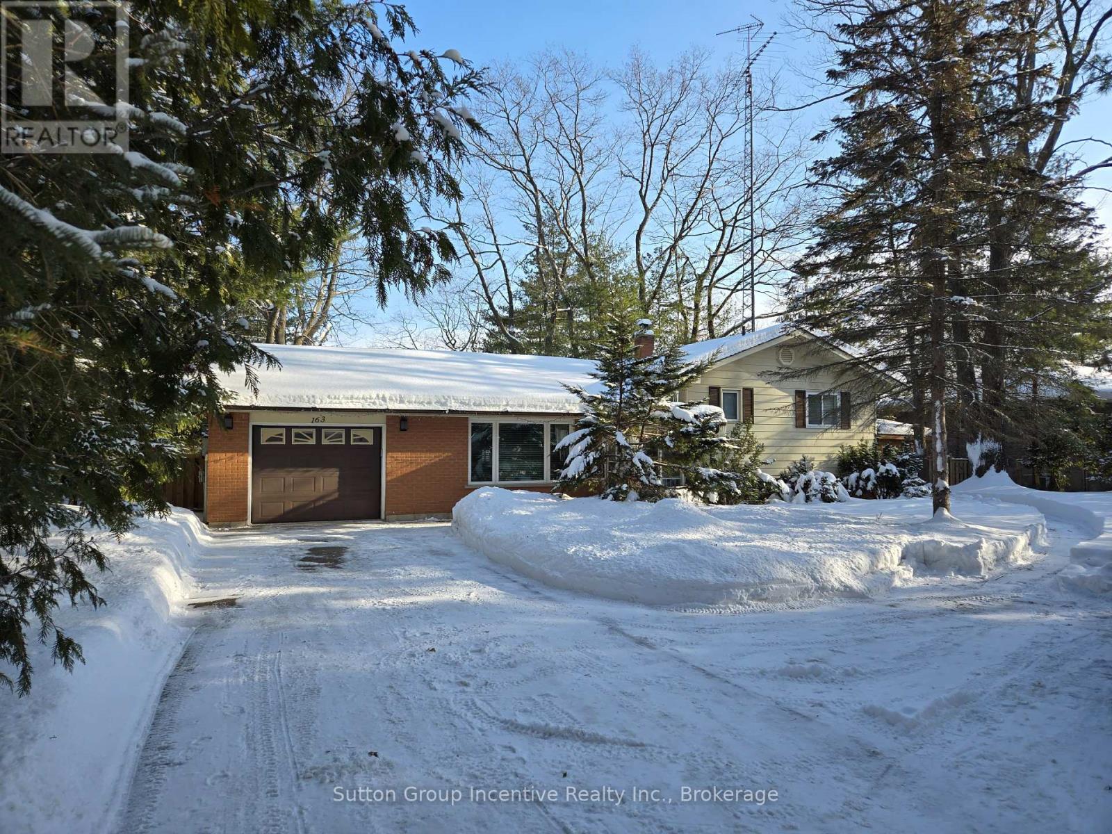 163 WOODLAND DRIVE Property Photo 1