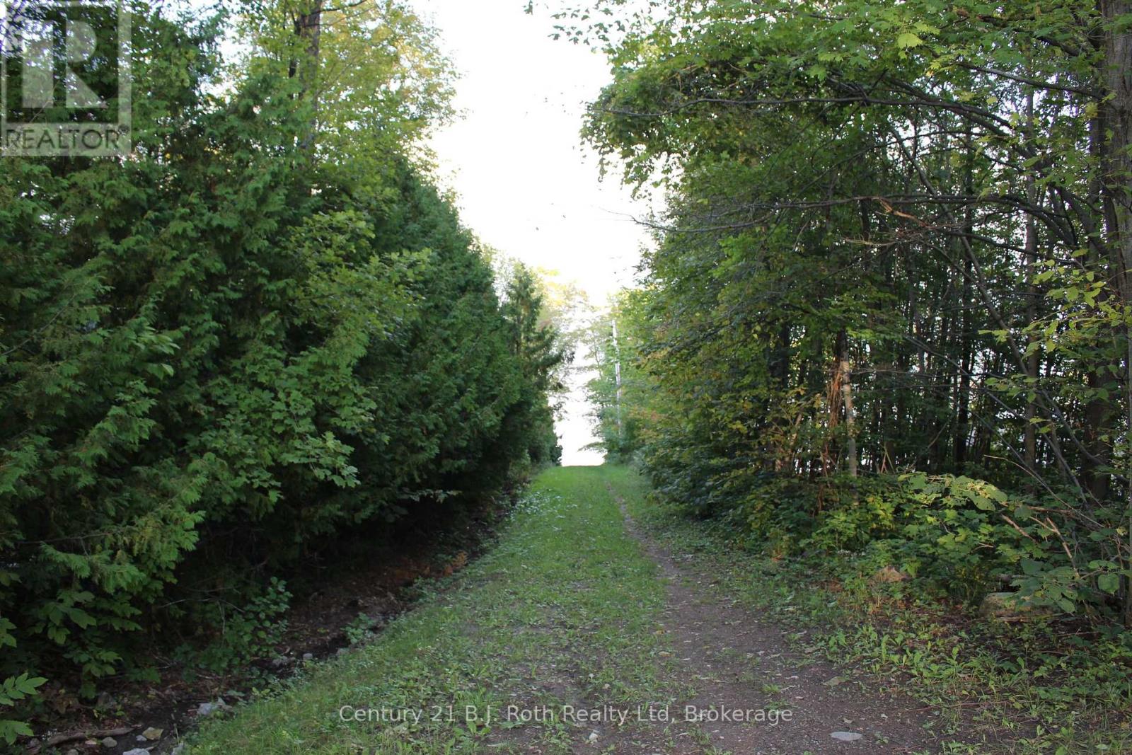 76 Mcarthur Drive Property Photo 7