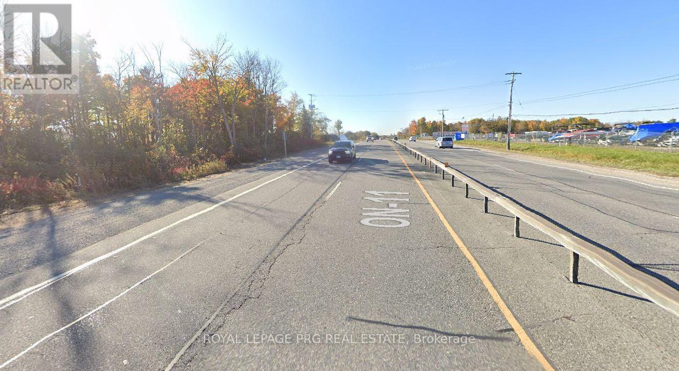 11 - 8135 Provincial Highway Property Photo 3