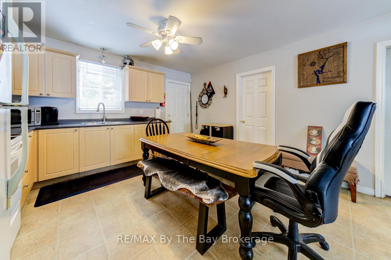 701 River Road E Property Photo 10