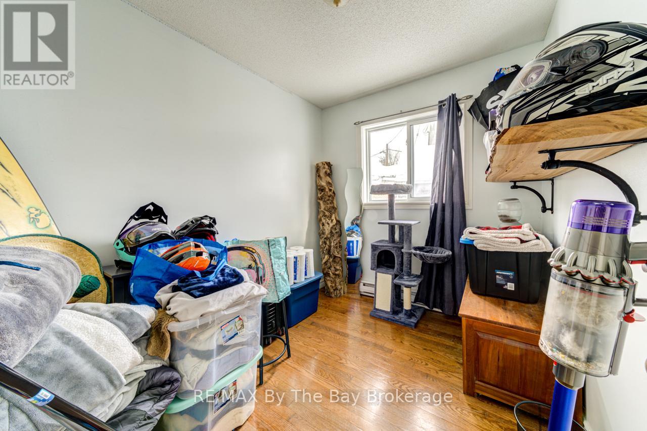 701 River Road E Property Photo 19
