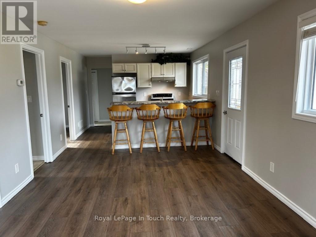 687 Montreal Street Property Photo 7
