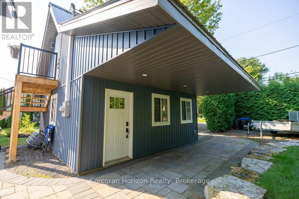 280 Robins Point Road Property Photo 8