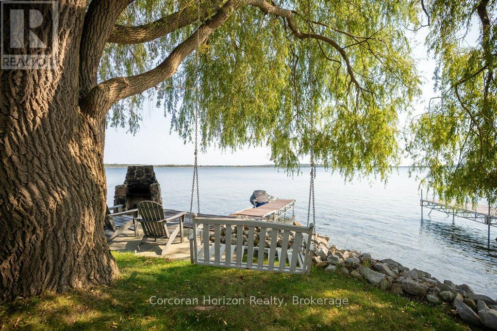 280 Robins Point Road Property Photo 15
