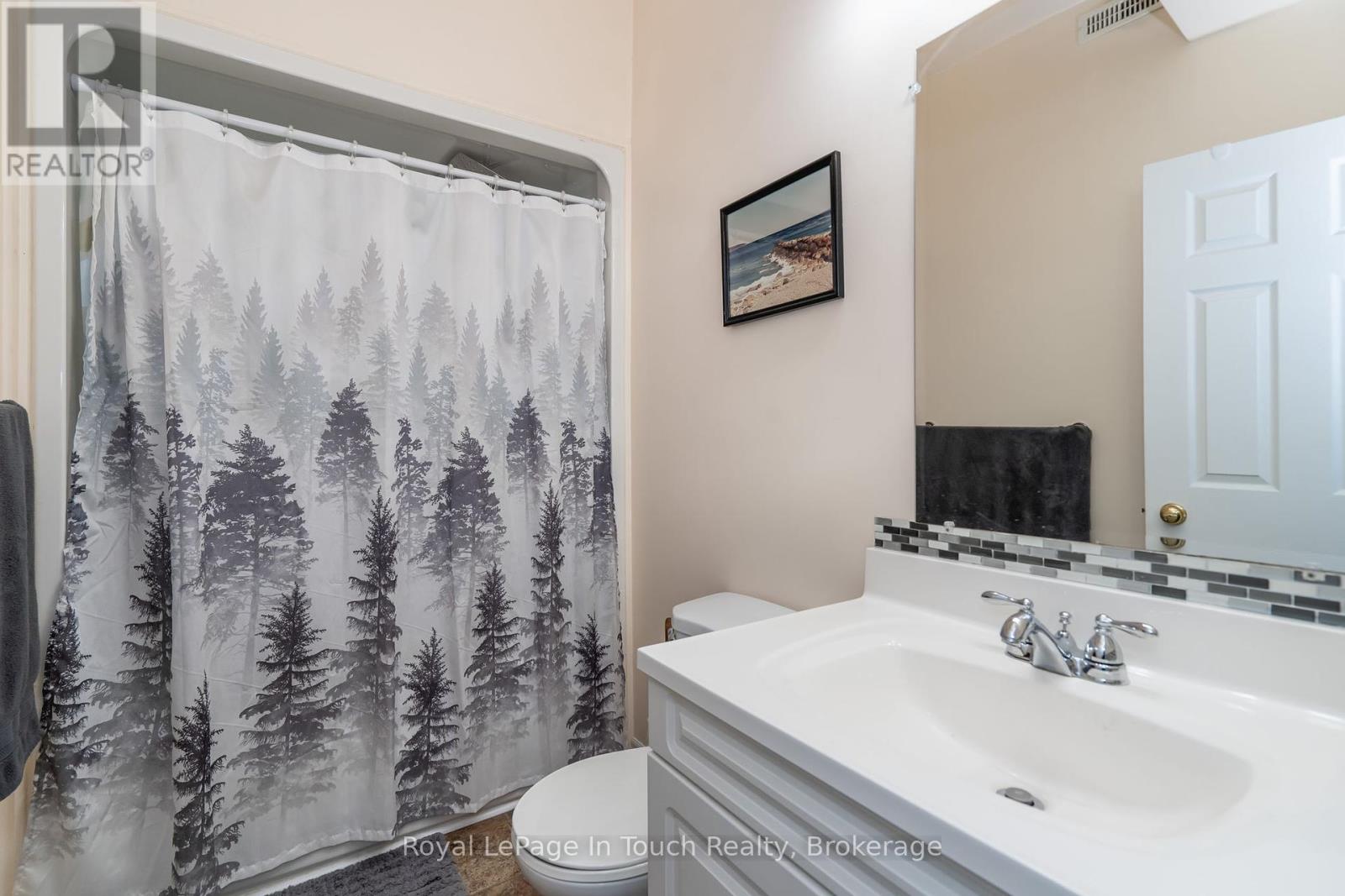 679 Montreal Street Property Photo 34