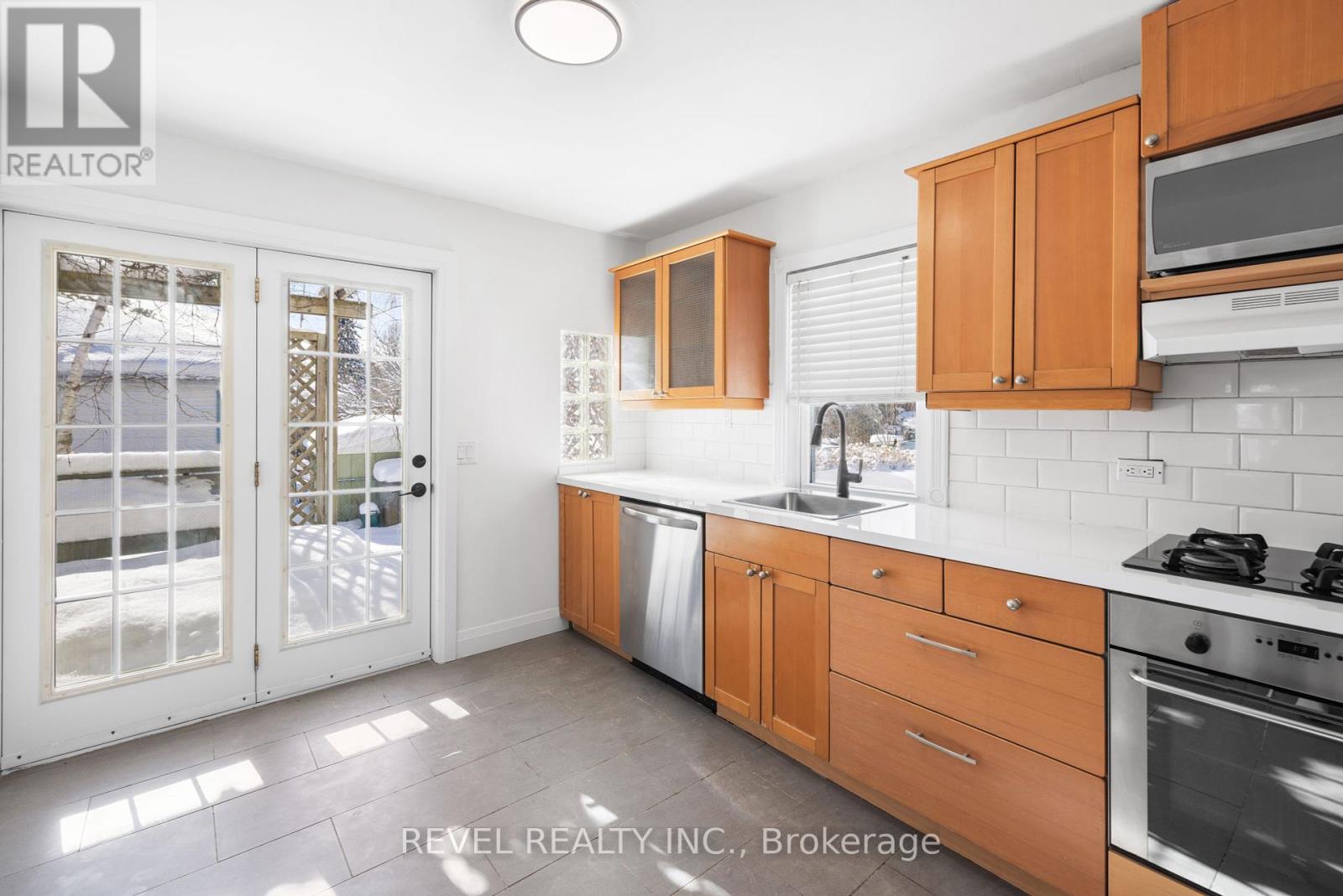 Main - 46 Nelson Street Property Photo 7