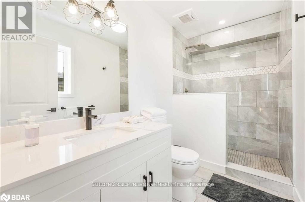 52 Marilyn Avenue S Property Photo 7
