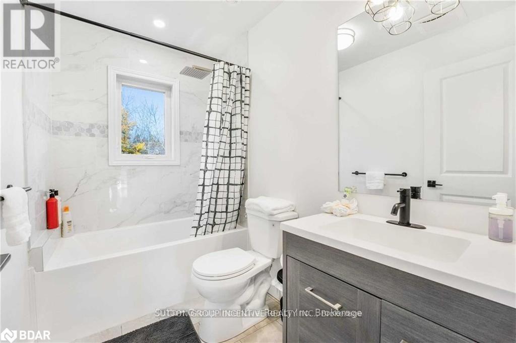 52 Marilyn Avenue S Property Photo 21