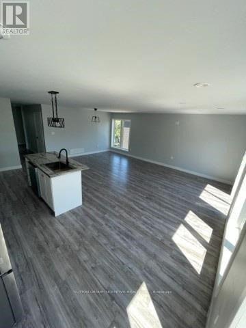 54 Marilyn Avenue S Property Photo 15