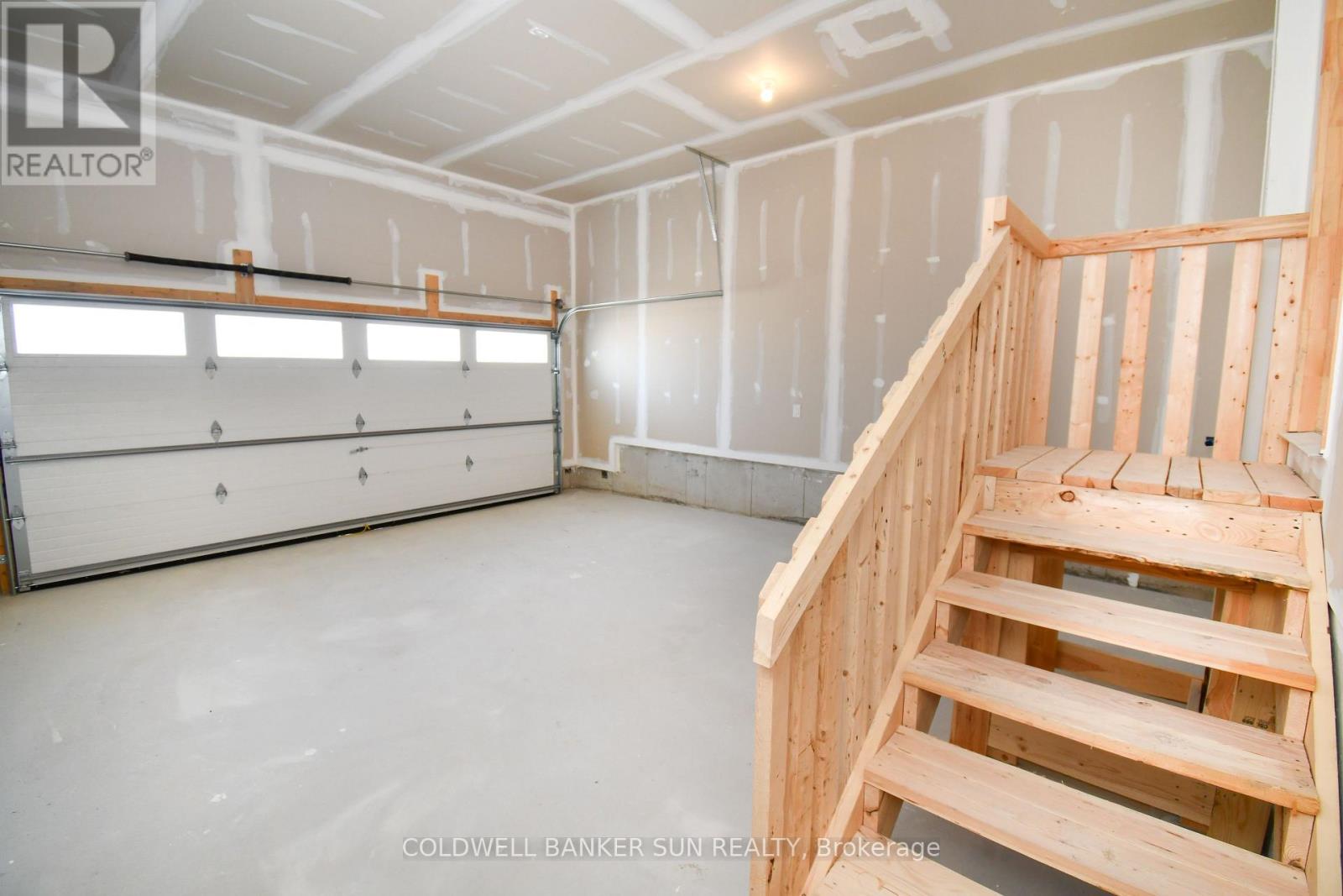 3 Gateway Drive Property Photo 46