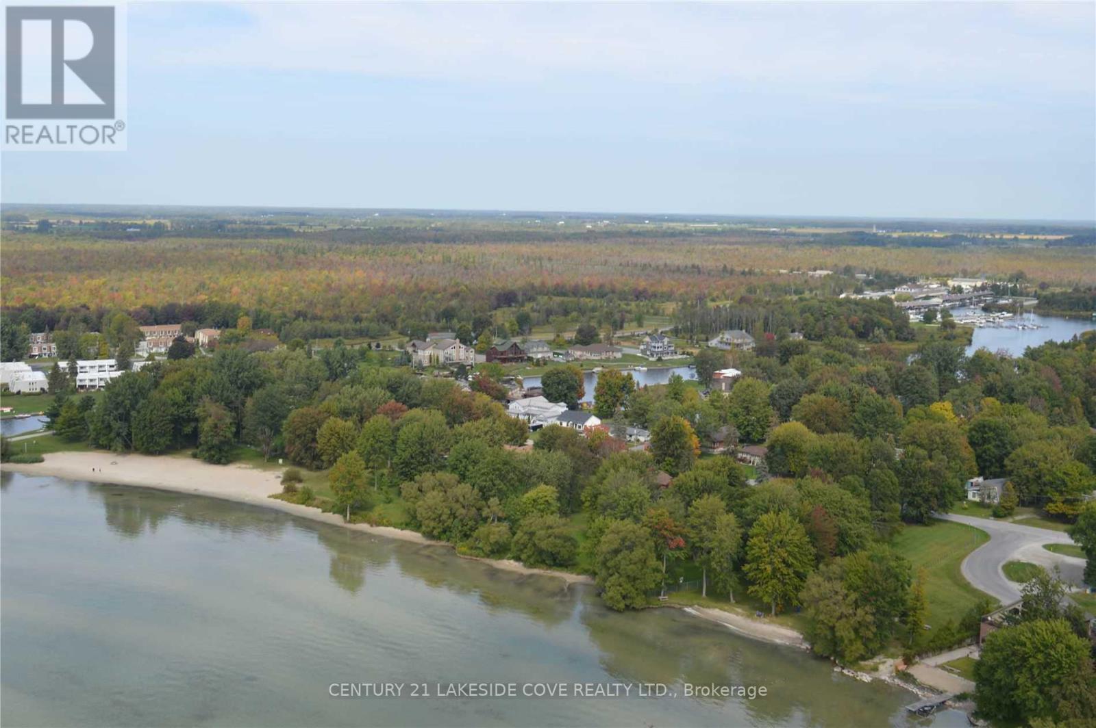 47 Paradise Boulevard Property Photo 15