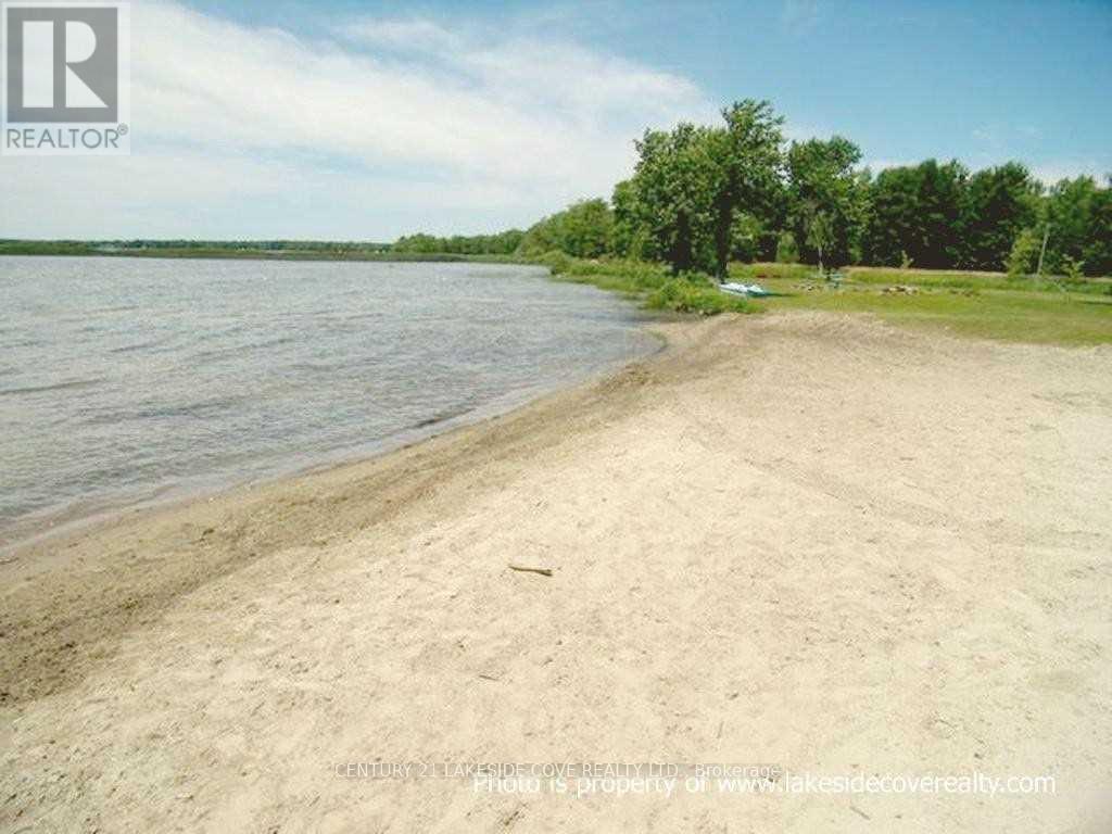47 Paradise Boulevard Property Photo 19