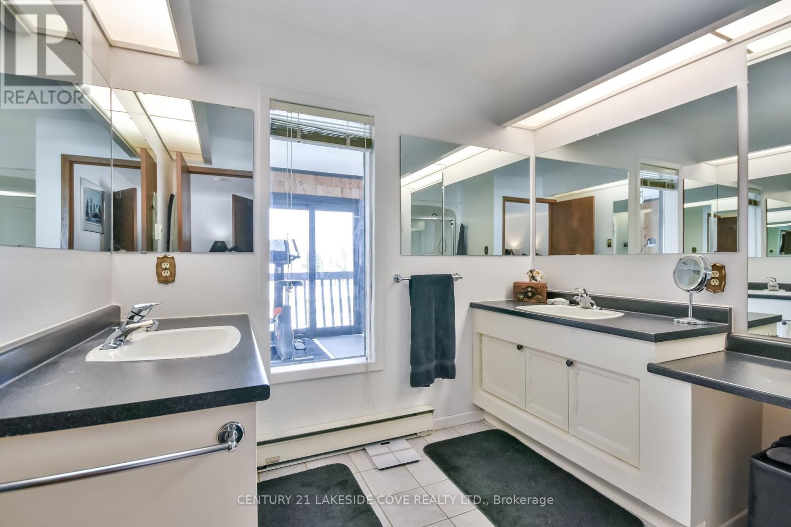 42 Thicketwood Place Property Photo 28
