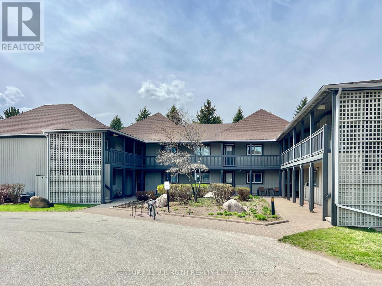 288 Mariners Way Property Photo