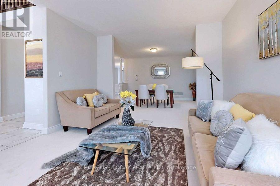 71 Lockerbie Crescent Property Photo 5