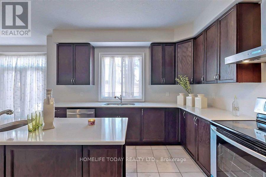 71 Lockerbie Crescent Property Photo 12