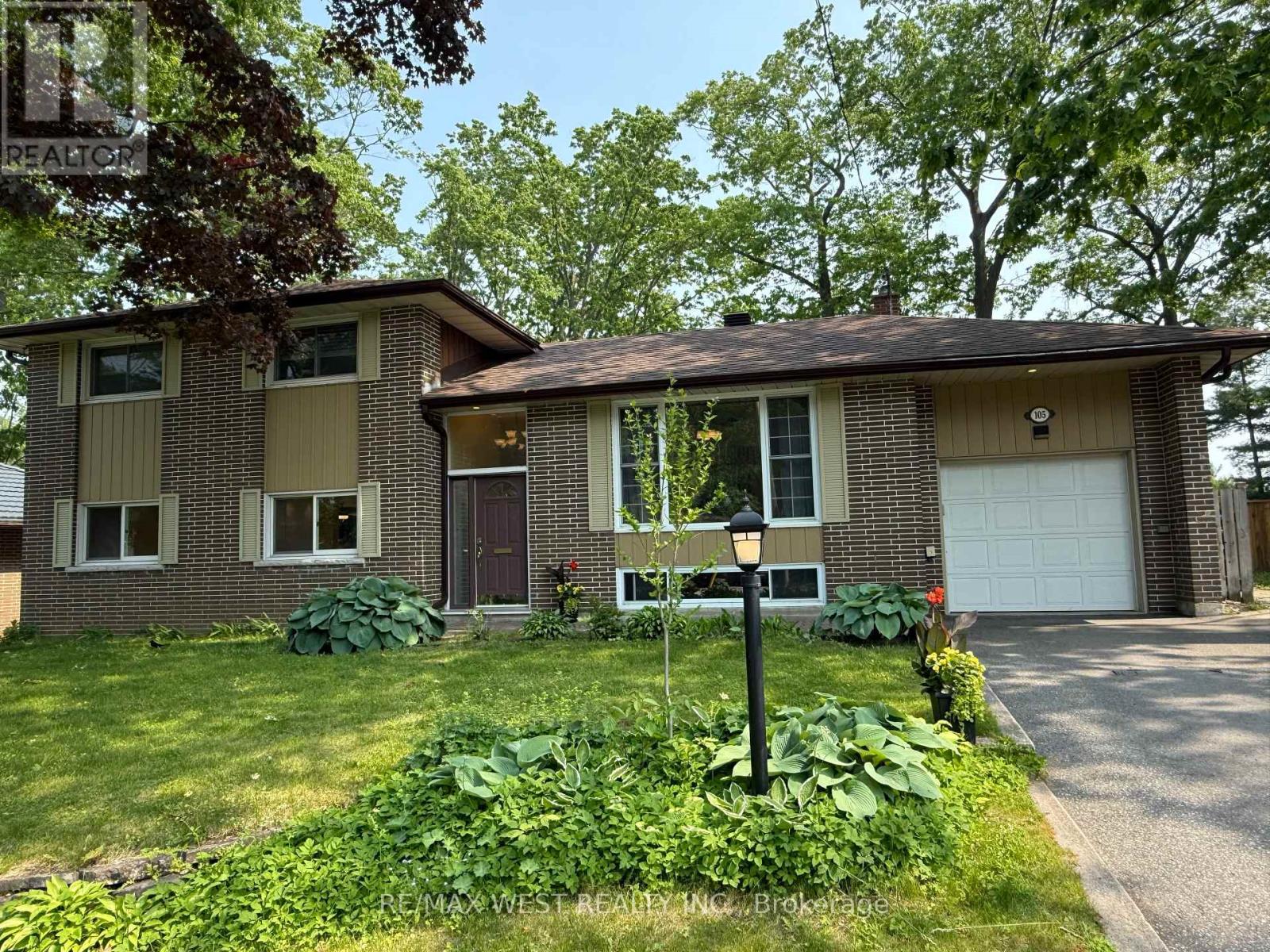 105 Shirley Avenue Property Photo 1