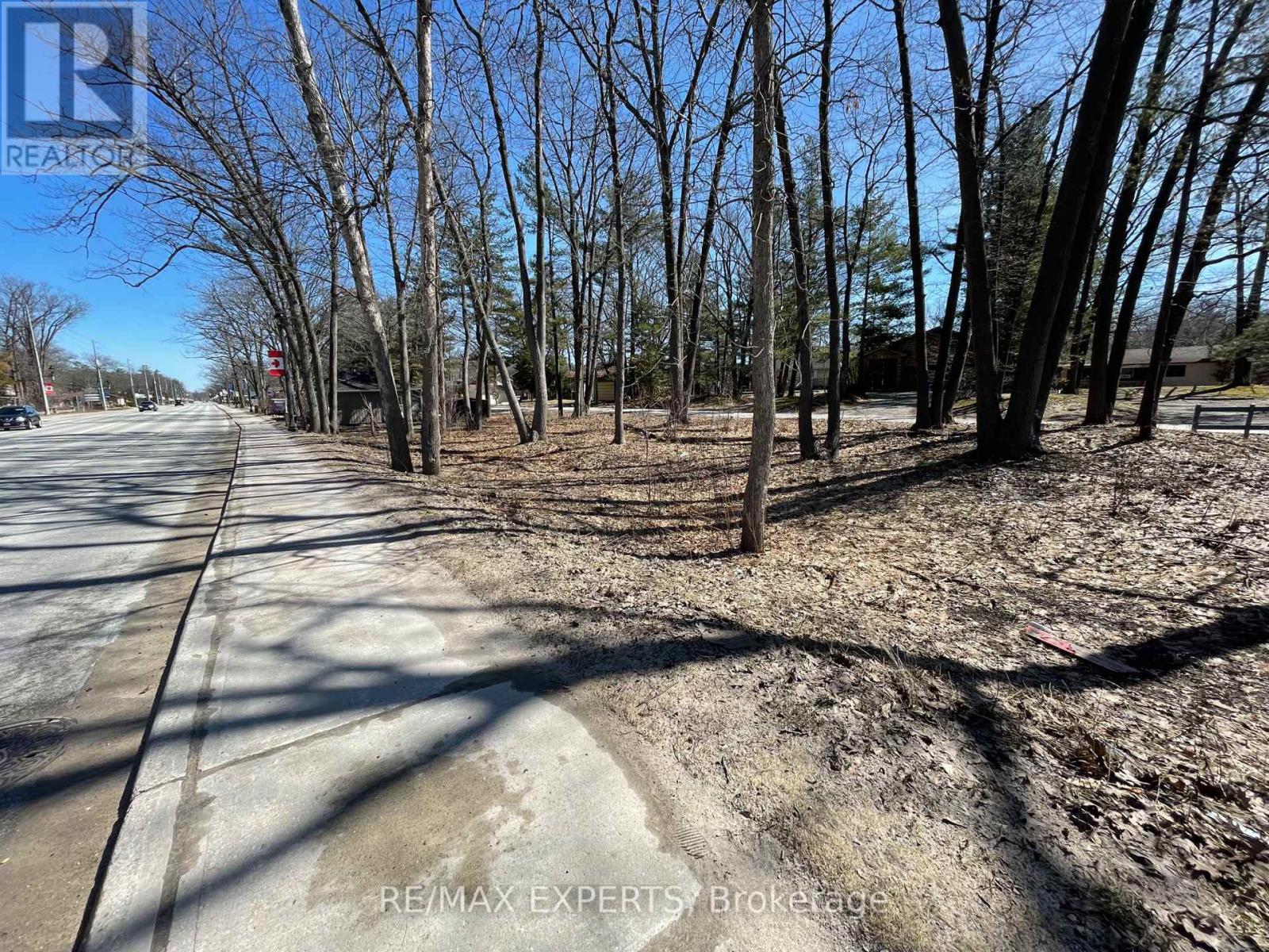 1521 Mosley Street Property Photo 2