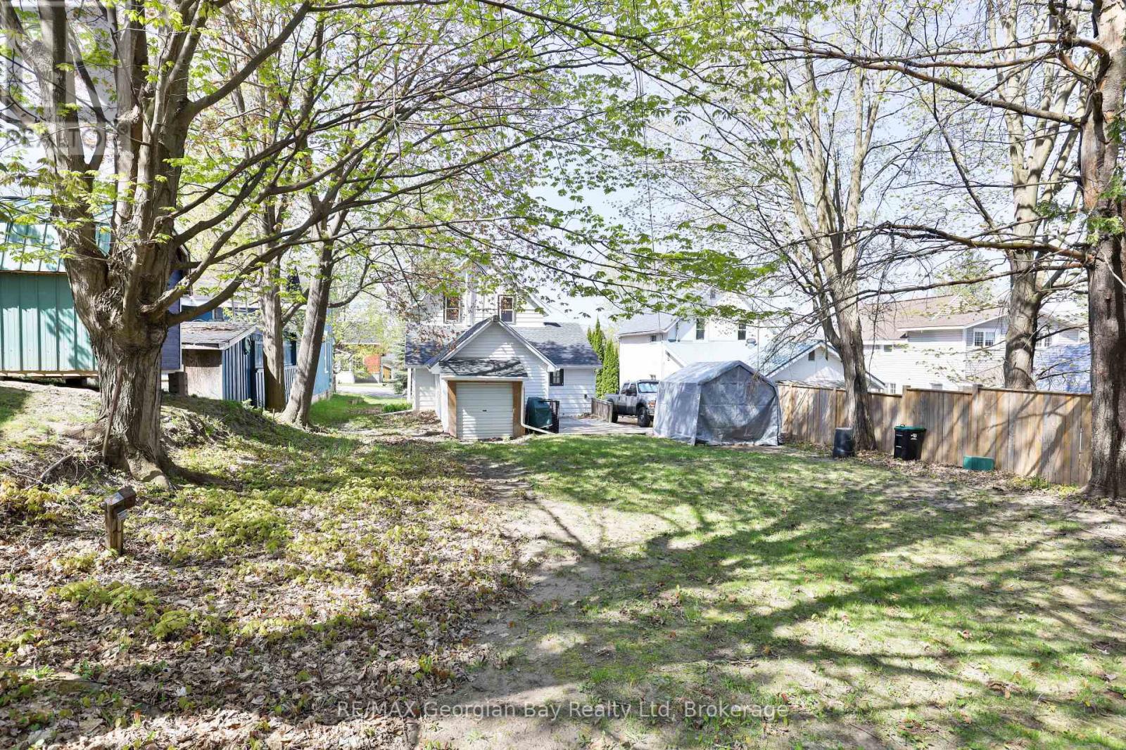 23 Maria Street Property Photo 28