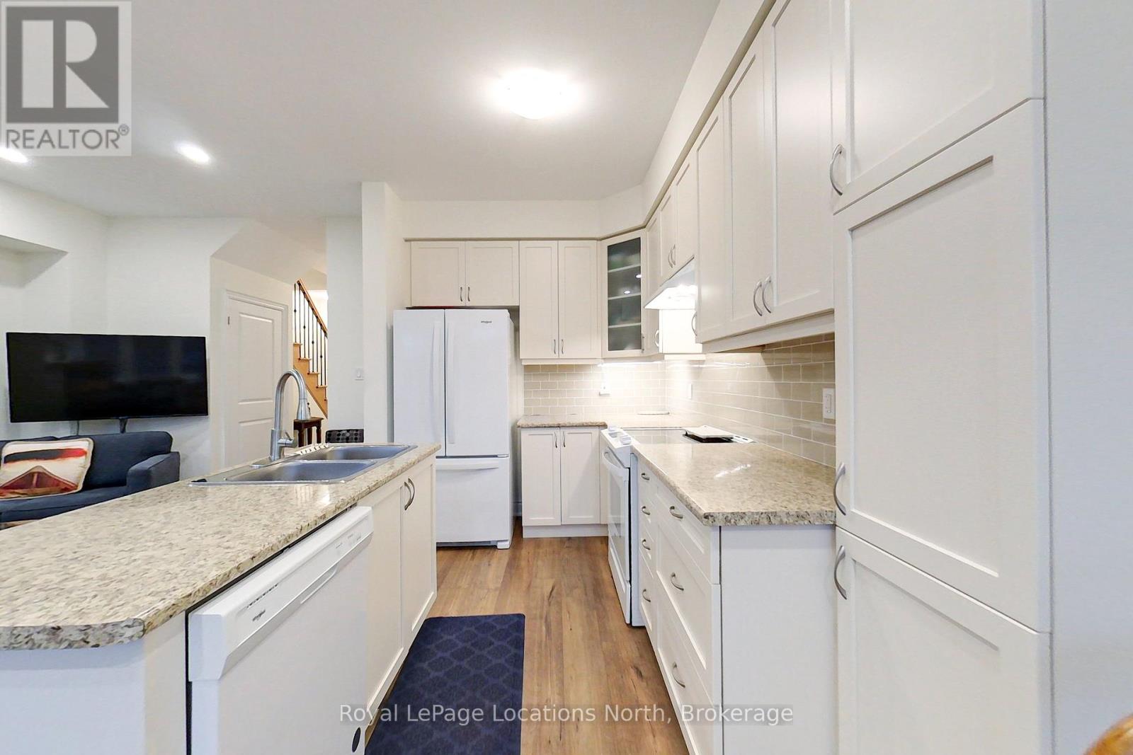 10 Little River Crossing Property Photo 9
