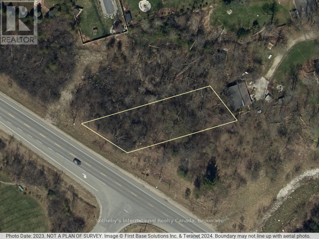 9736 BEACHWOOD ROAD Property Photo 1