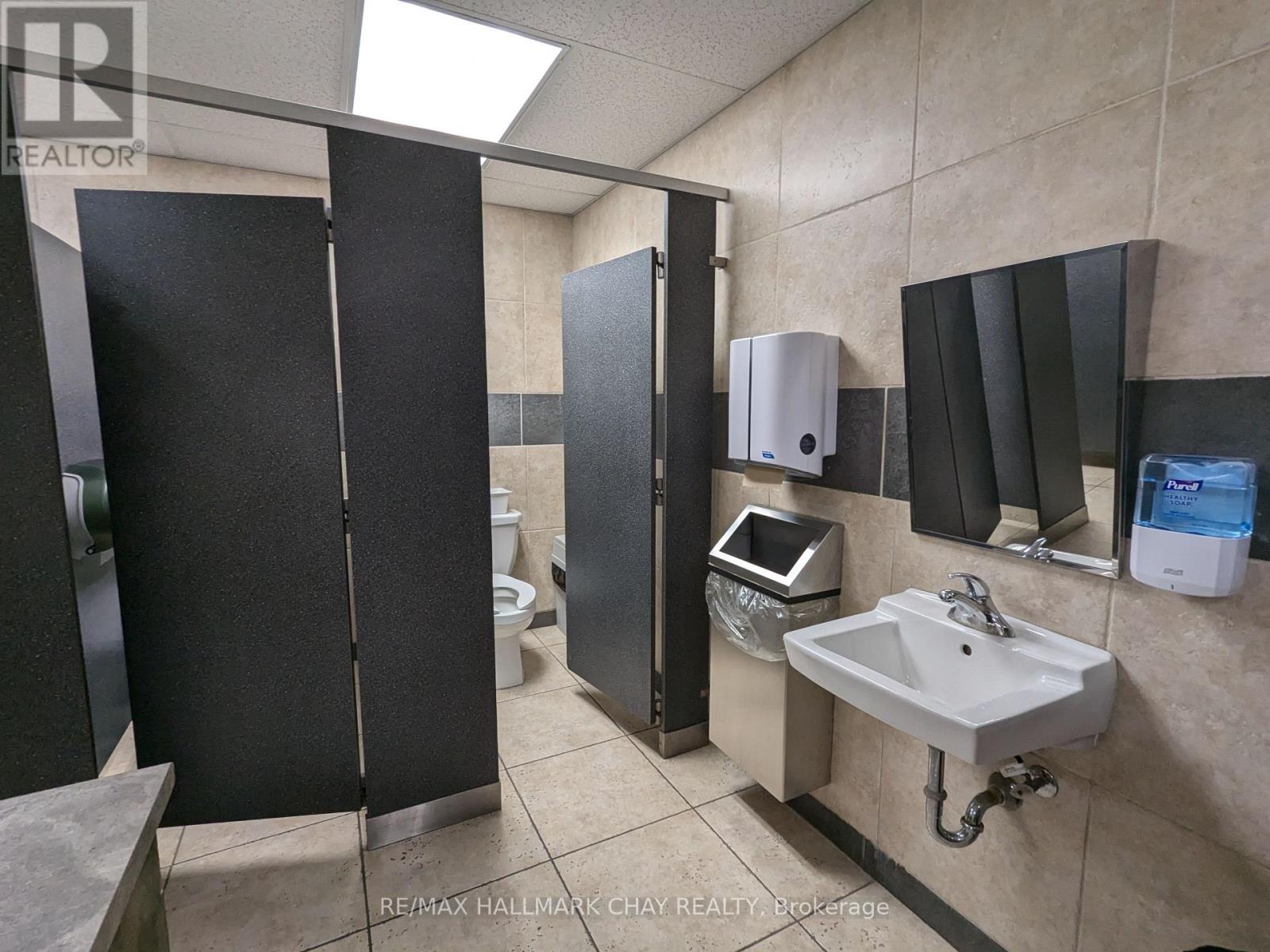 H - 279 Bayview Drive Property Photo 17