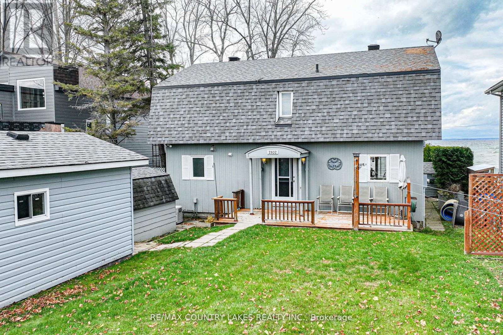 2102 Lakeshore Drive Property Photo 1