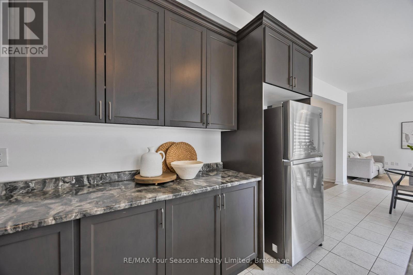 44 Kirby Avenue Property Photo 17