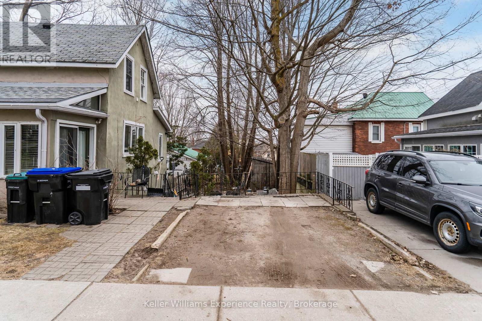 361 Third Street Property Photo 2