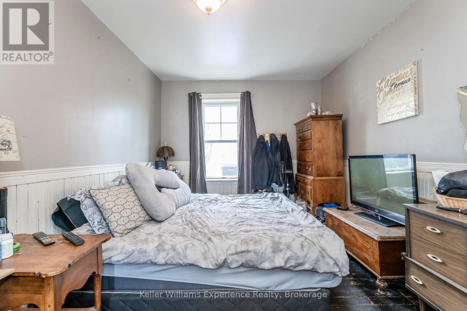 361 Third Street Property Photo 13