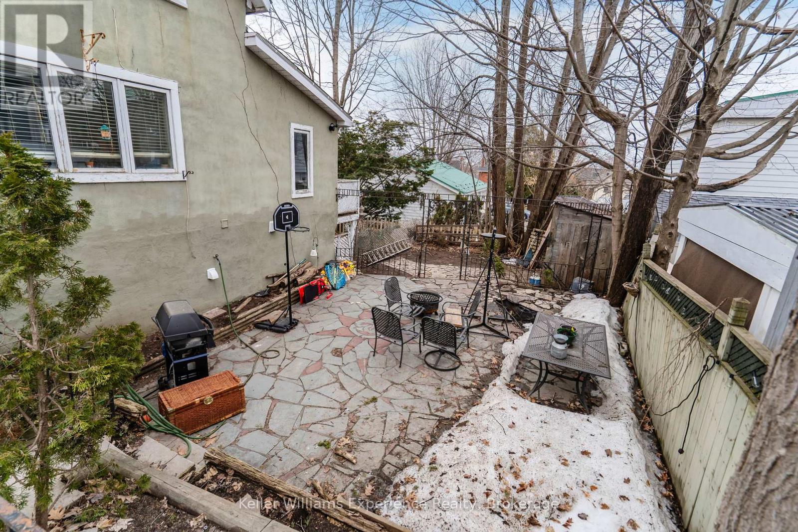 361 Third Street Property Photo 22