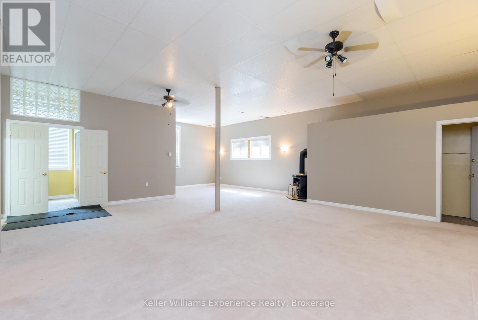 276 King Street Property Photo 16
