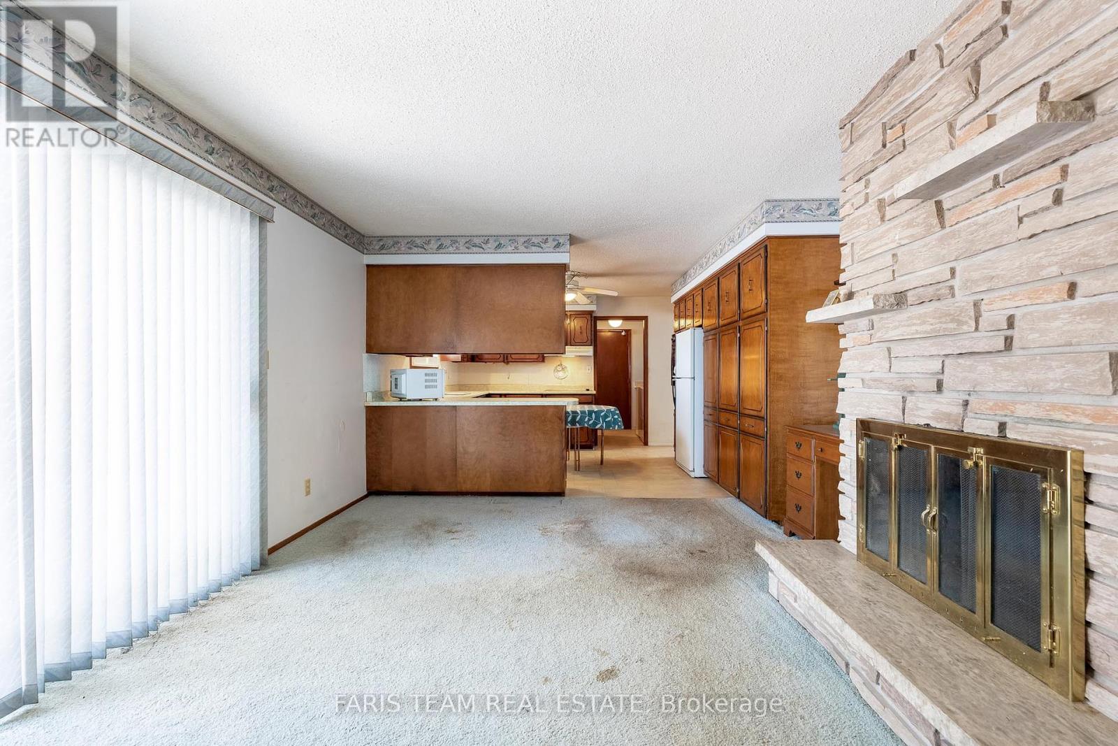 547 Line 11 N Property Photo 15