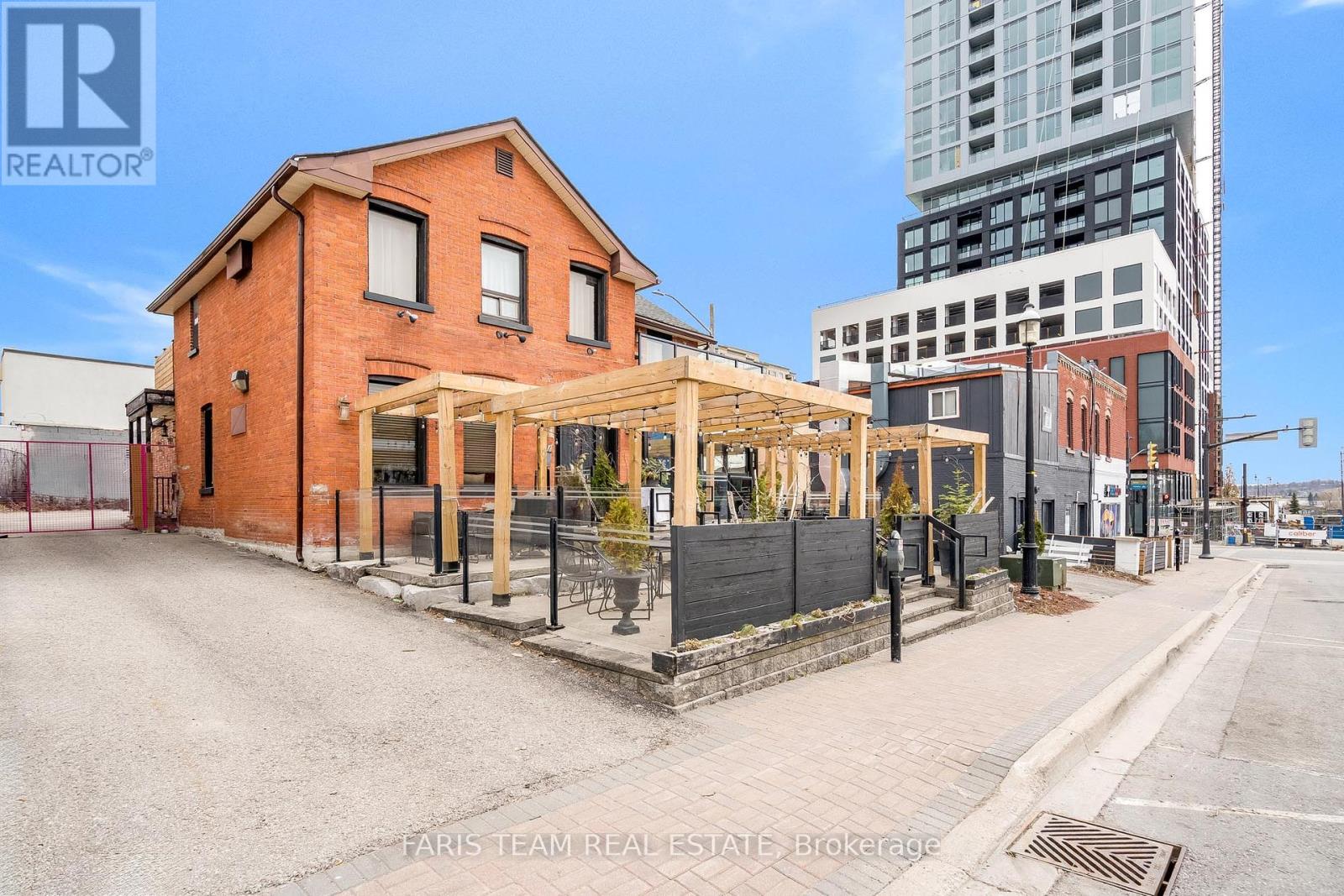 49 Mary Street Property Photo 2