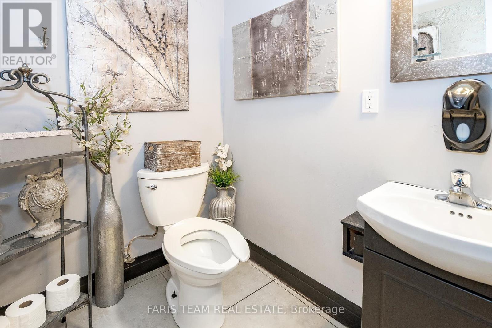 49 Mary Street Property Photo 11