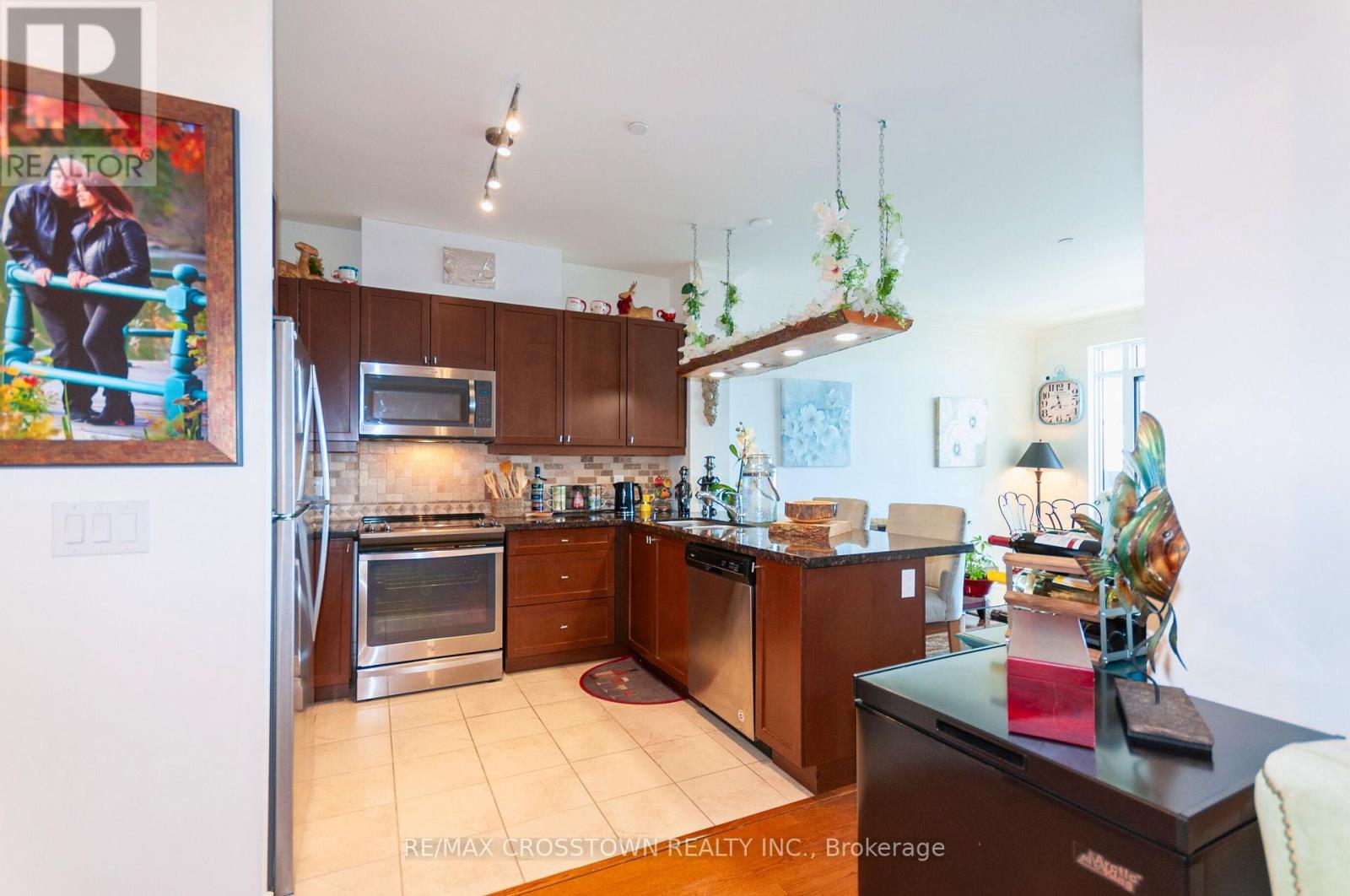401 - 90 Orchard Point Road Property Photo 11