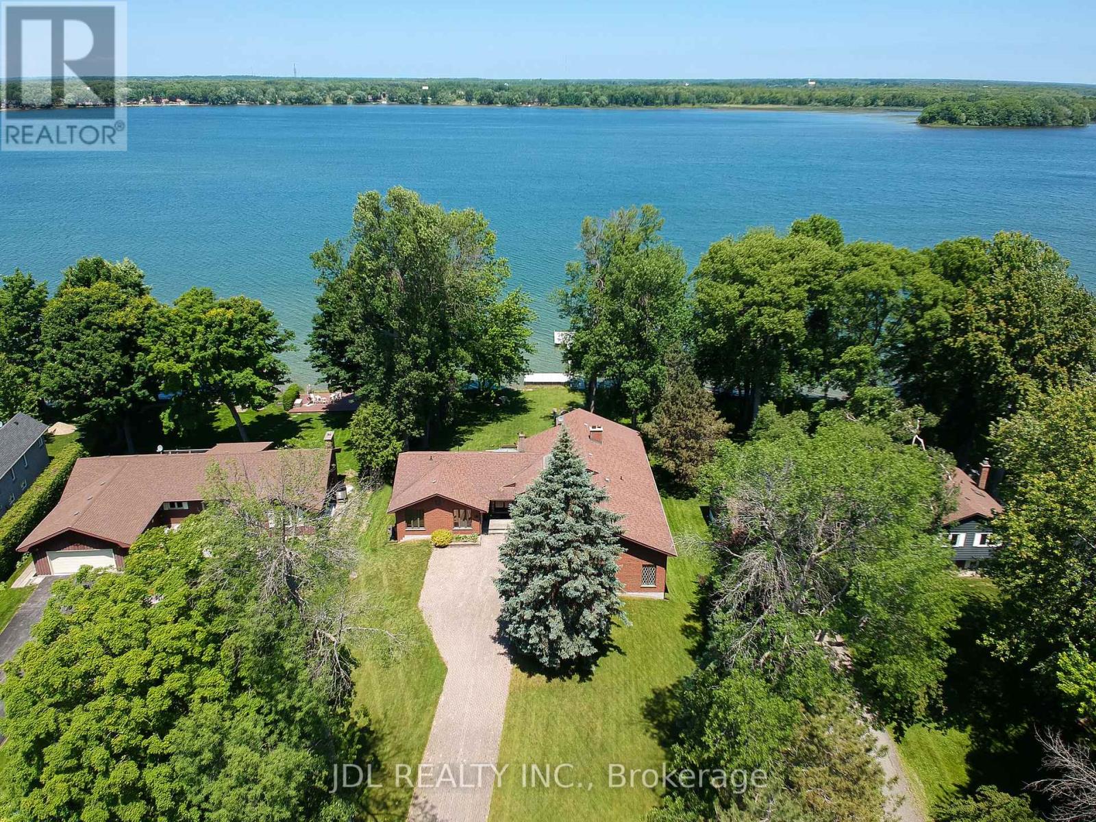 16 THICKETWOOD PLACE Property Photo 1