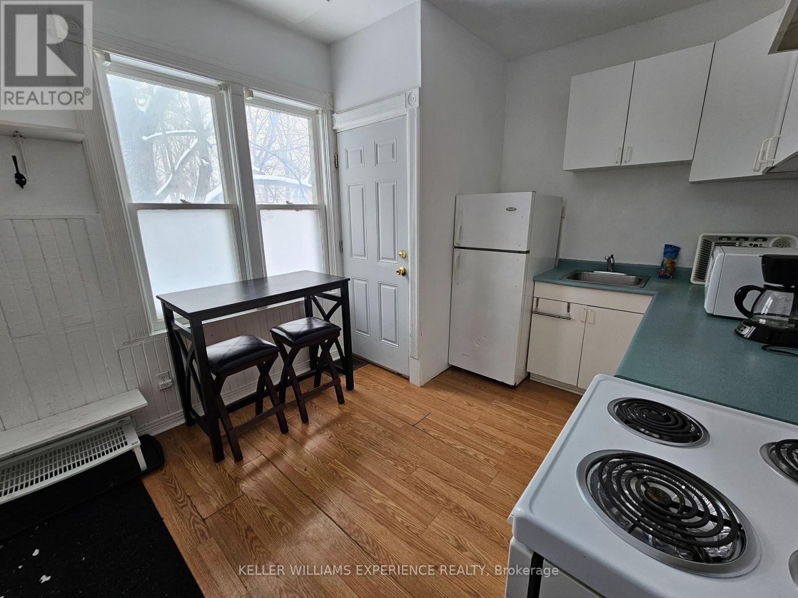 2 - 29 Peel Street Property Photo 4