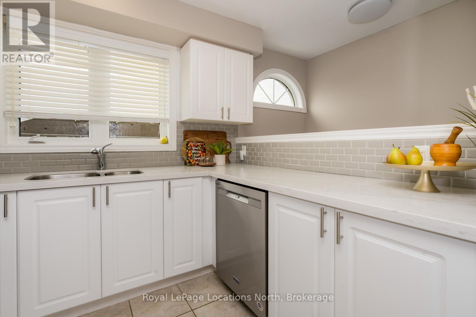 59 Cranberry Surf Property Photo 17