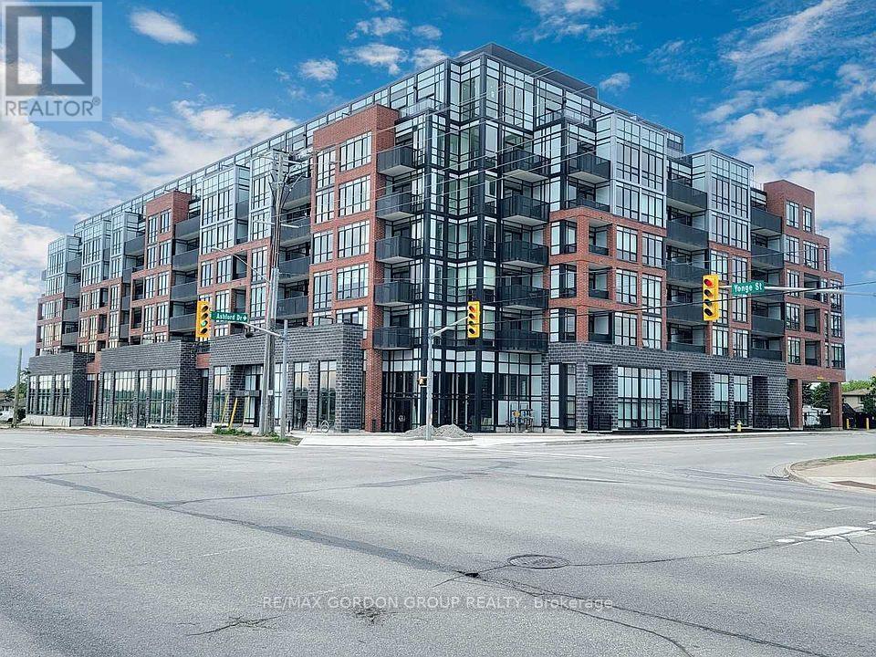 20&21 - 681 Yonge Street Property Photo 1