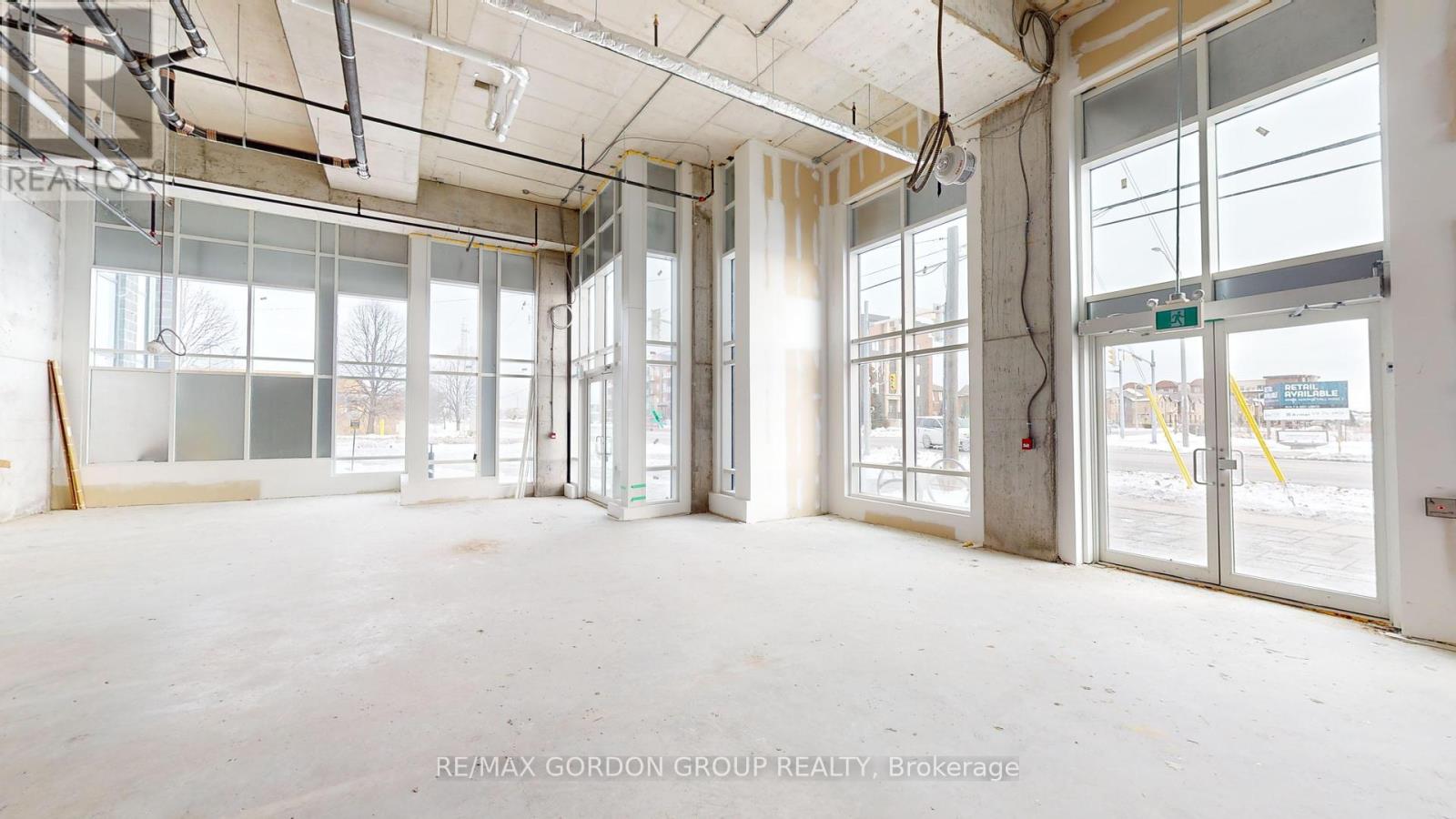 20&21 - 681 Yonge Street Property Photo 6