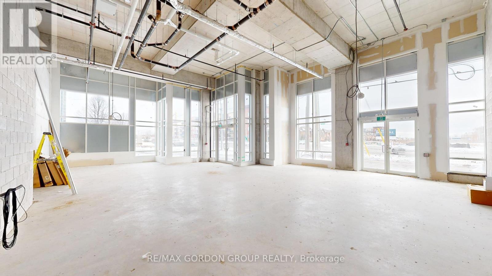 20&21 - 681 Yonge Street Property Photo 10