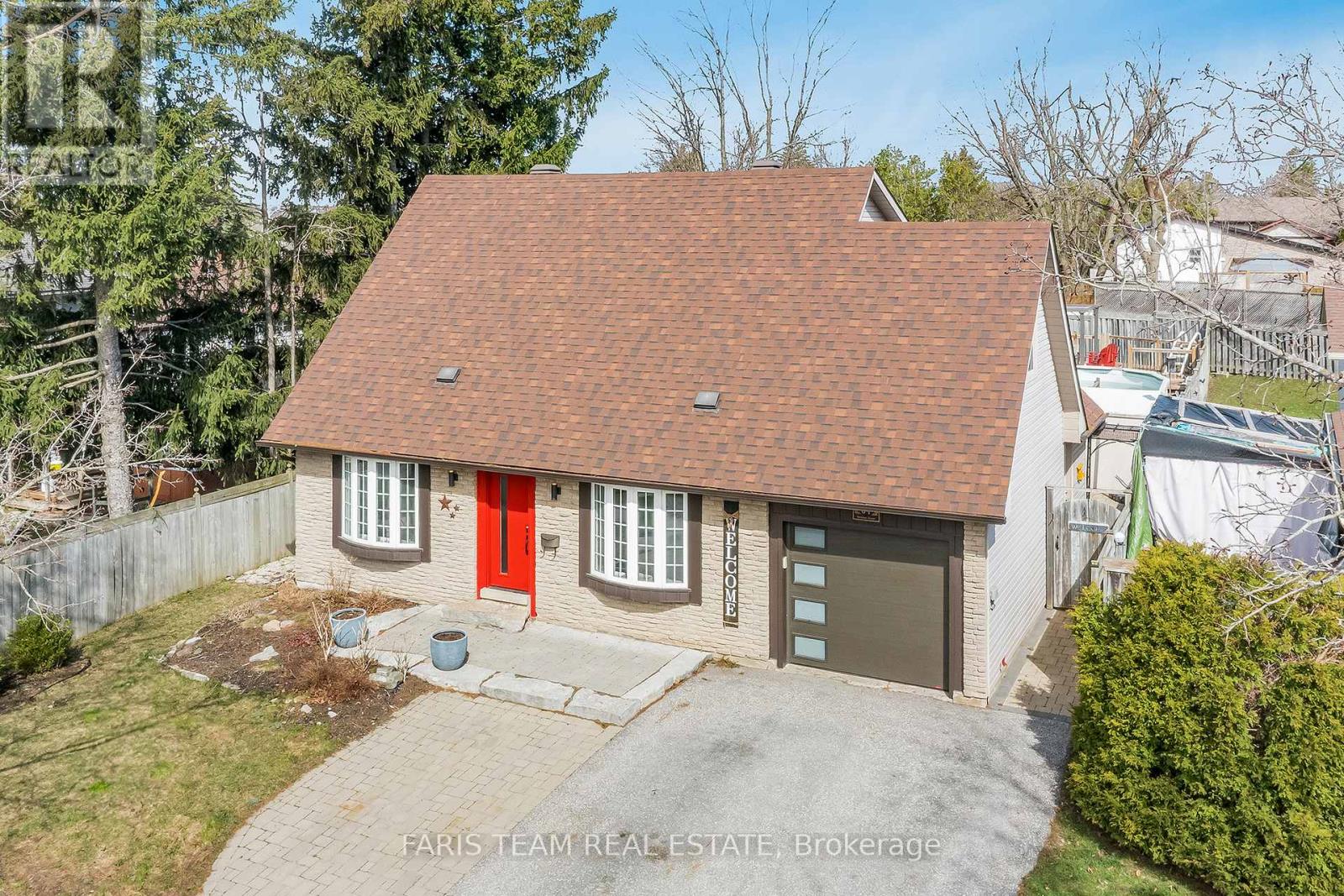 64 Heather Street Property Photo 1
