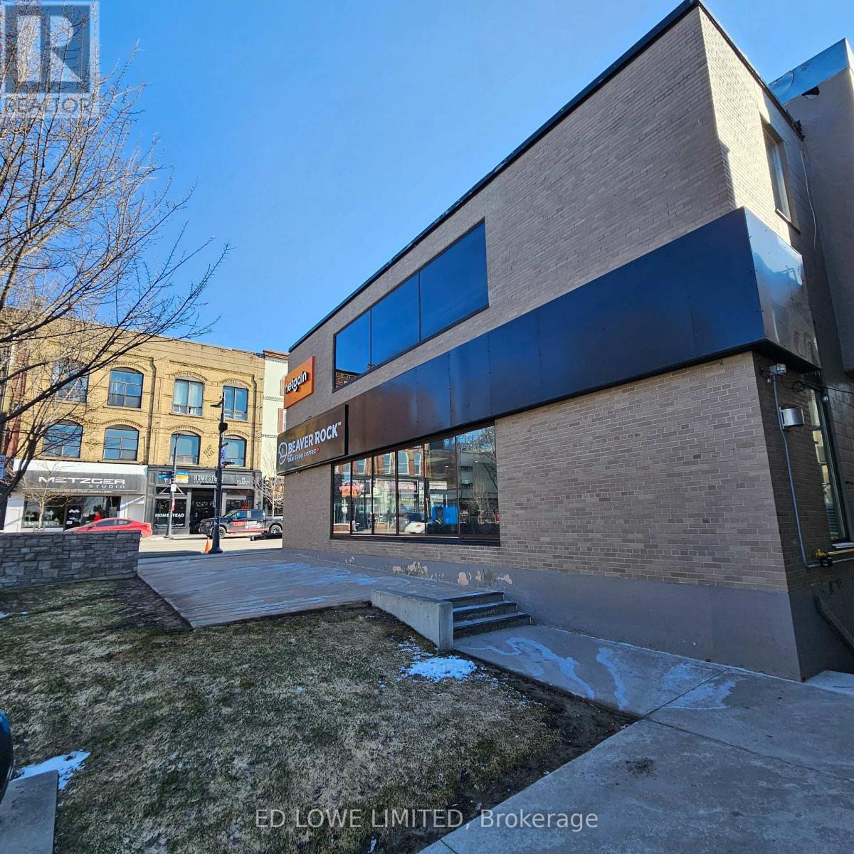 200 - 91 Dunlop Street E Property Photo 1