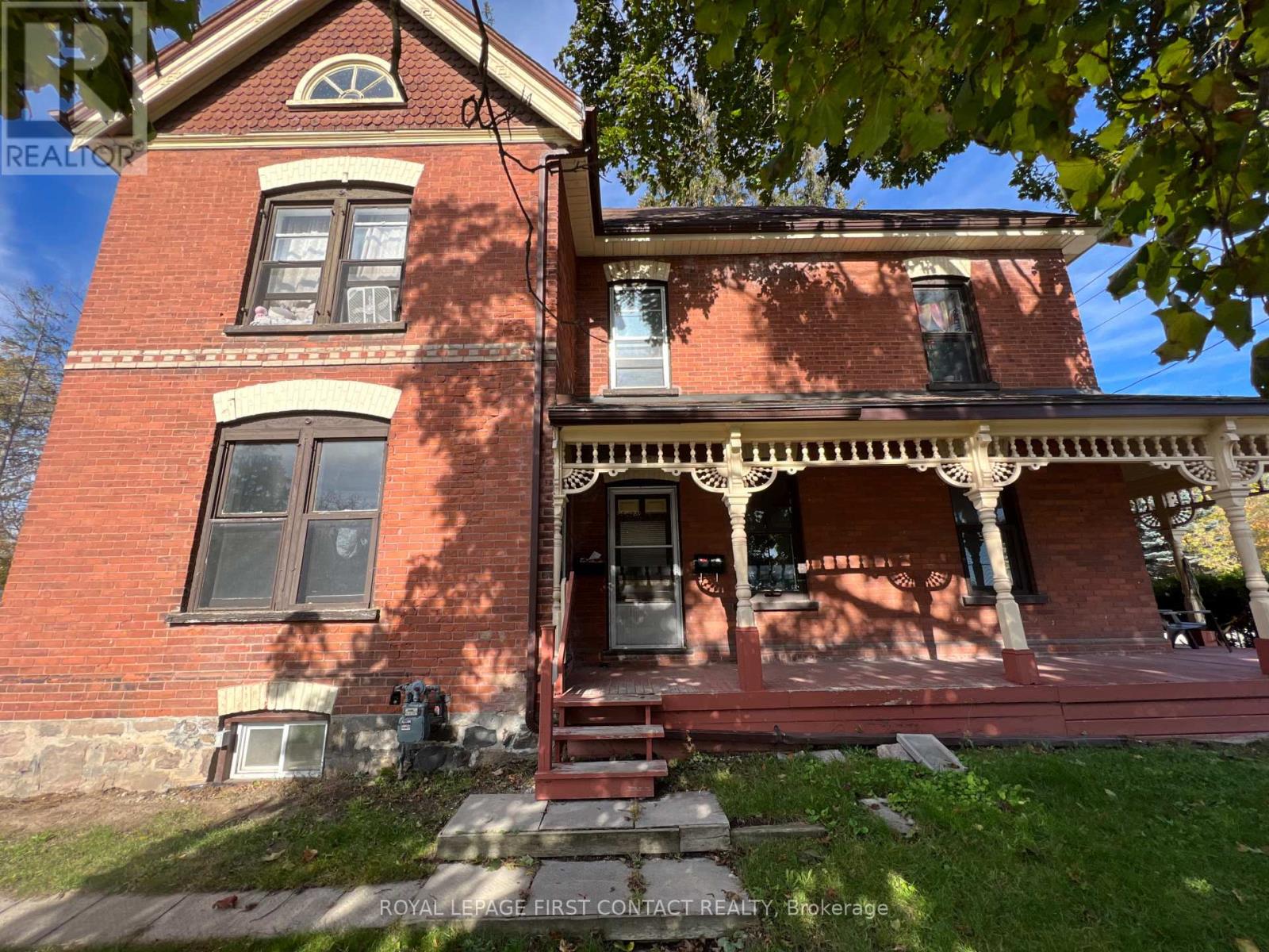 228 Bayfield Street Property Photo 1
