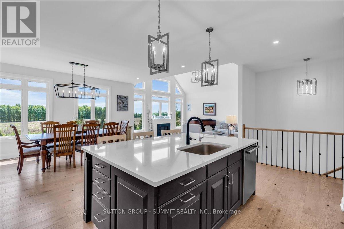 3 BEST COURT Property Photo 1