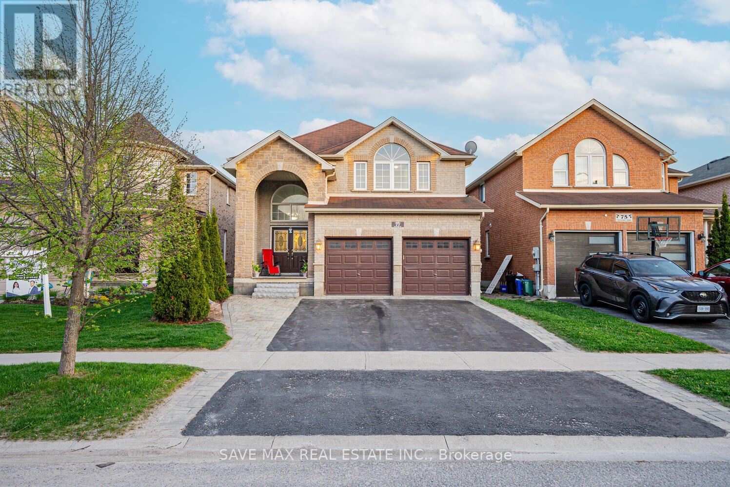 77 Sovereign's Gate Property Photo 1